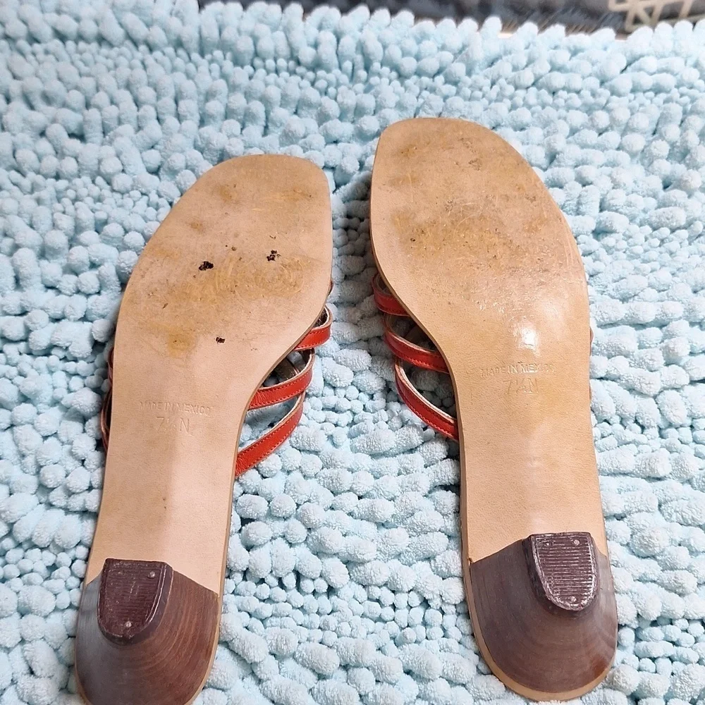 Bernardo  high quality red leather sandles, 7 1/2